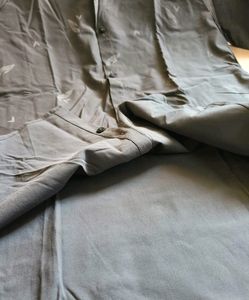 MENS GREY SHIRT WITH AUTHENTIC WHITE LEAF DESING