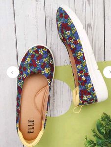 Chic Floral Ballet Flats