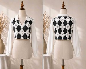 Argyle Cropped Long Sleeve Top