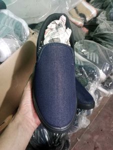 NEW NO USED CASUAL SHOES,
