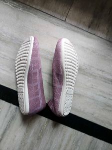 Charming Pink Plaid Slip-On Flats