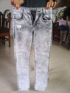 Stylish Grey Wash Denim Jeans