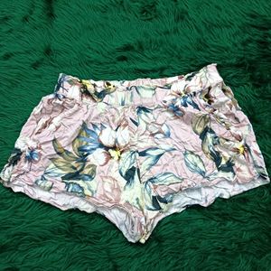 Floral Print🎁🫴🏻 High Waisted Shorts