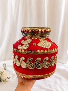 Decorative Pooja Kalash Set