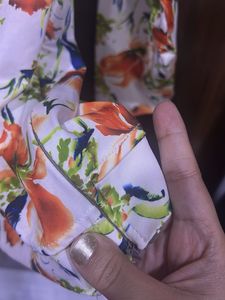 Floral Print 3/4 Sleeve Top - New