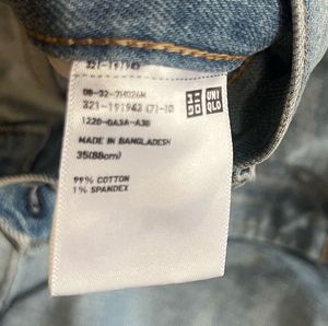 UNIQLO Distressed Unused Denim Jeans