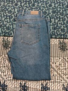 Men's Relaxed Fit Blue Denim Jeans