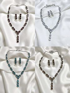 Elegant Necklace &amp; Earring Set.