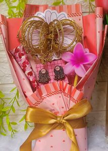 Elegant Indian Jewelry Gift Bouquet