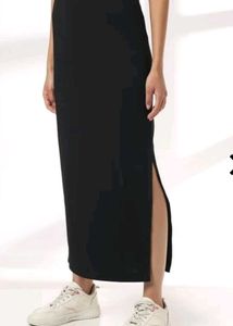 Sleek Black Ribbed Sleeveless Top