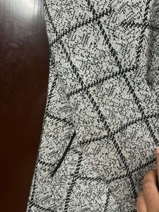 Heavy Woolen XXl Coat For Women