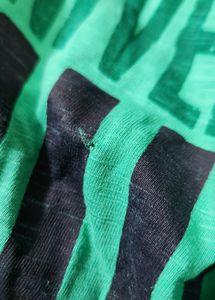 Harvard Top With Embroidery Logo