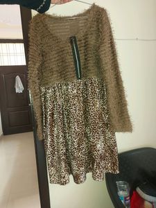SaturdaySale!! 🐆 Print Brown Velvet One Piec