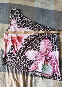 SHEIN One-Shoulder Floral Leopard Print Top