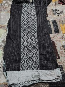 Elegant Black Kurta with White Embroidery
