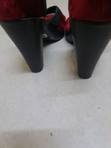 Catwalk Brand Black And Red Block Heels