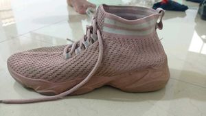Good Causal Shoes for Women