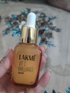 Lakme Vit C Brilliance Serum