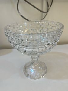 Elegant Crystal Pedestal Bowl