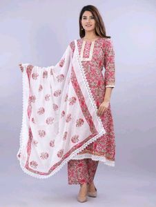 3 pics Pink Floral Print Kurta set