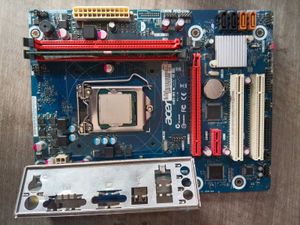 Acer Motherboard HBI-M1 with i3 processor and 4gb