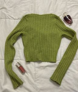 Savana Green Ribbed Twist Front Top
