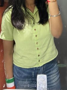 Light Green Button-Up Short Sleeve Top