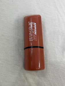 Makeup Combo: Nude Matte Lipstick + FREE 2-in-1 Co
