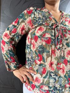 Zara Chic floral top