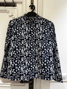 Navy Blue Floral Print Ruffle Collar Top