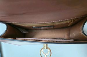 Elegant Pink Crossbody Handbag