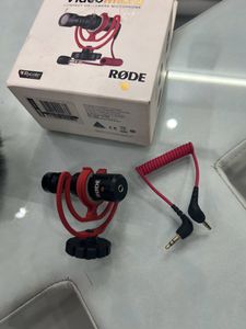 RODE VIDEO VLOGGING MIC