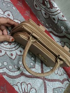 Stylish Tan Handbag
