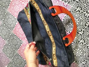 Boho Embroidered Denim Handbag✨
