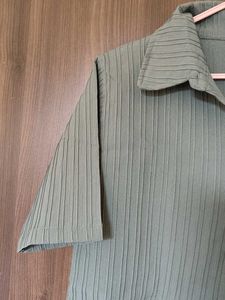 Ribbed Collared Button-Up Top