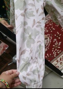 Chic Floral Print Ruched Front Shirt