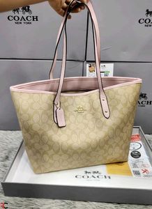 CITY TOTE BAG IN SIGNATURE CANVAS* WD BOX