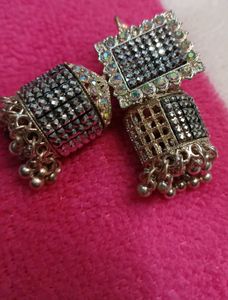Sparkling Jhumka Earrings