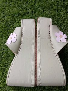 Vintage Flower Platform Slides