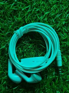 Samsung Earphones with Mic white