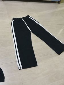 Black trousers