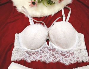 White humkemoller lingerie set 👍