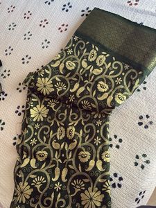 Elegant Green Embroidered prashanti beand Saree