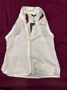 Women's Sleeveless Button-Up Top