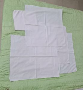 5 White Table Covers