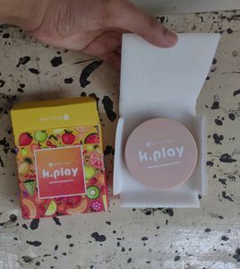 Myglamm K.PLAY Highlighter in the shade "Melon"