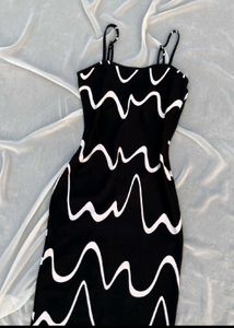 Wavy Print Slip On Newme Dress