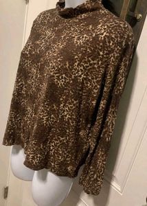 Stylish Leopard Print Mock Neck Top