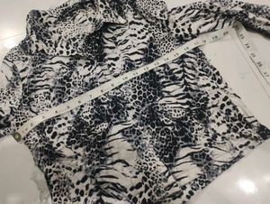Stylish Animal Print Crop Shirt