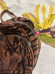 Stylish Tiger Print Backpack